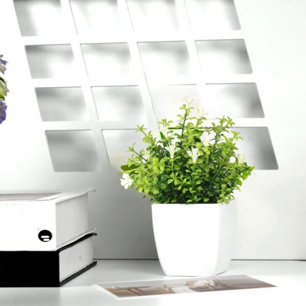 cfffa234-1c7b-43dc-9c8a-a30368e42eeb.18ec6e8401efdf147bd72c35707ee367_converted.jpg Small Artificial Potted Plant with Flowers – Green